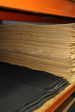 PLAQUES CAOUTCHOUC.JPG
